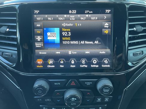 Used 2020 Jeep Grand Cherokee Overland image 29