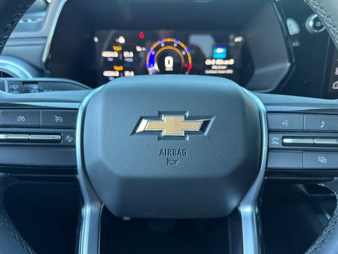 Used 2026 Chevrolet Colorado LT image 35