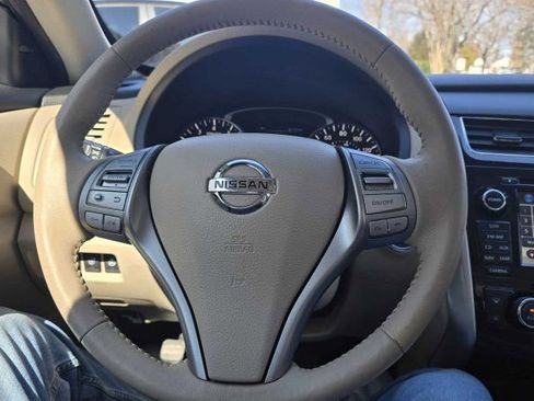Used 2015 Nissan Altima 2.5 SL w/ Technology Package image 19