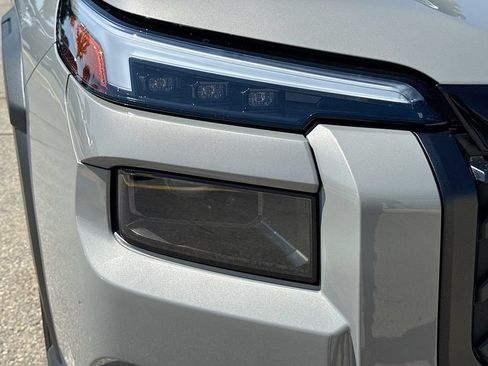 New 2026 Subaru Outback Limited XT AWD/4WD image 39
