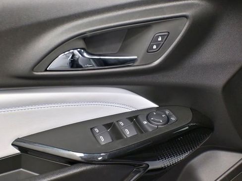 New 2026 Chevrolet Trax LT w/ Driver Confidence Package image 13