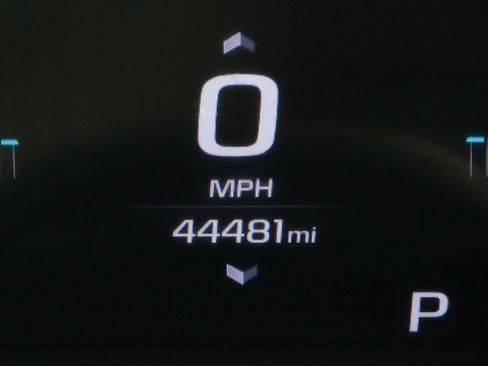 Used 2017 Chevrolet Camaro LT RWD image 27