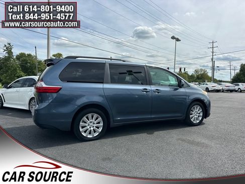 Used 2015 Toyota Sienna LE AWD/4WD image 7