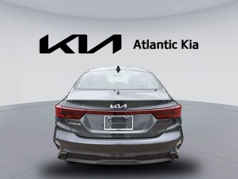 Certified 2023 Kia Forte LXS FWD image 7