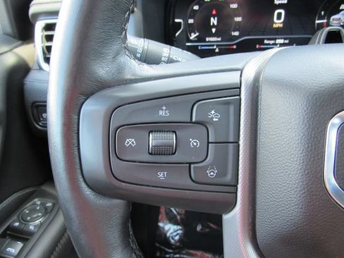 Used 2023 GMC Yukon XL Denali w/ Denali Reserve Package AWD/4WD image 21