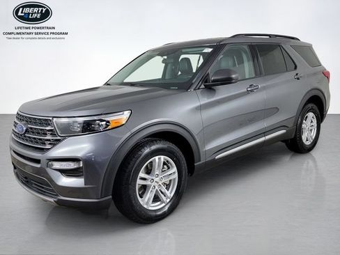 Certified 2024 Ford Explorer XLT w/ Equipment Group 202A AWD/4WD image 8