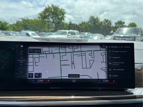 Used 2023 BMW X7 xDrive40i AWD/4WD image 35