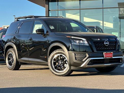 New 2025 Nissan Pathfinder Rock Creek image 1