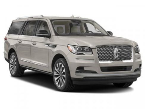 Certified 2023 Lincoln Navigator L Reserve image 6
