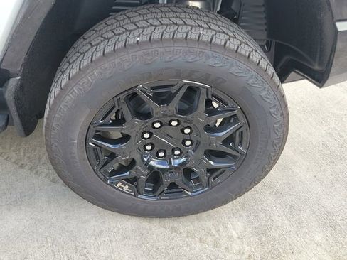 New 2026 GMC Hummer EV SUV image 5