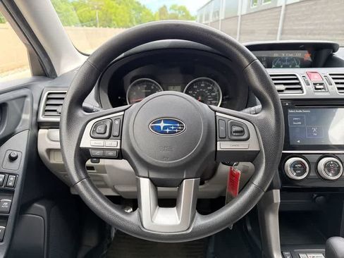 Used 2018 Subaru Forester 2.5i Premium w/ All-Weather Package AWD/4WD image 28