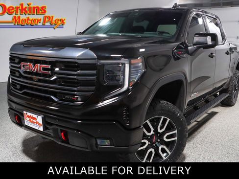 Used 2023 GMC Sierra 1500 AT4 w/ Technology Package AWD/4WD image 1