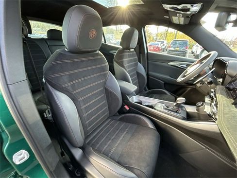New 2025 Alfa Romeo Tonale image 15