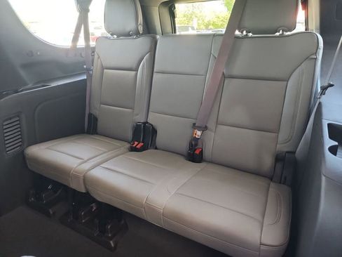 Certified 2023 GMC Yukon XL SLT RWD image 35