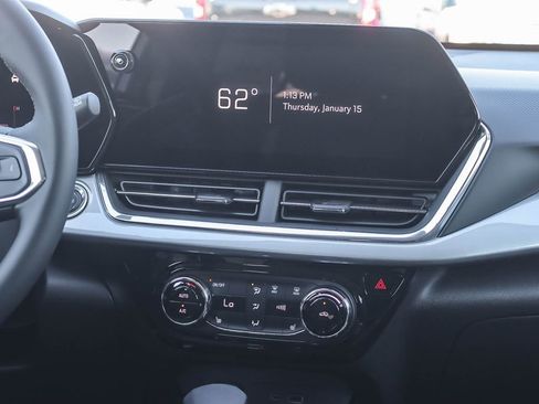 New 2026 Chevrolet Trax LT w/ Driver Confidence Package image 12