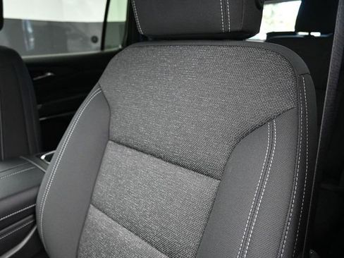 New 2026 Chevrolet Traverse LT w/ LPO, Floor Liner Package image 19