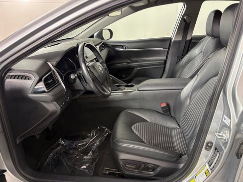 Used 2024 Toyota Camry SE FWD image 21