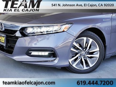 Used 2020 Honda Accord Touring image 3
