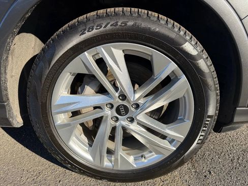 Used 2021 Audi Q7 3.0T Premium Plus w/ Premium Plus Package image 9