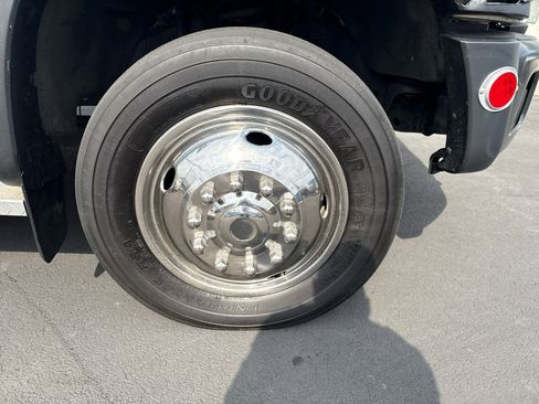 Used 2011 Ford F550 2WD Regular Cab Super Duty w/ Payload Upgrade Pkg image 26