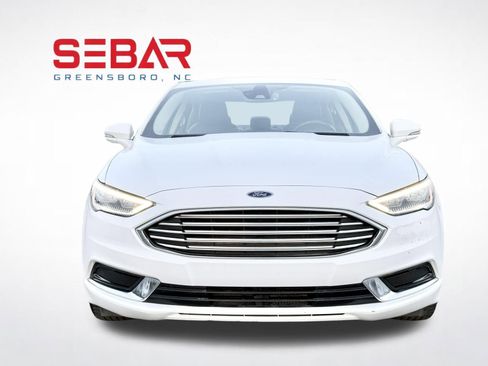 Used 2018 Ford Fusion SE w/ Equipment Group 602A image 2