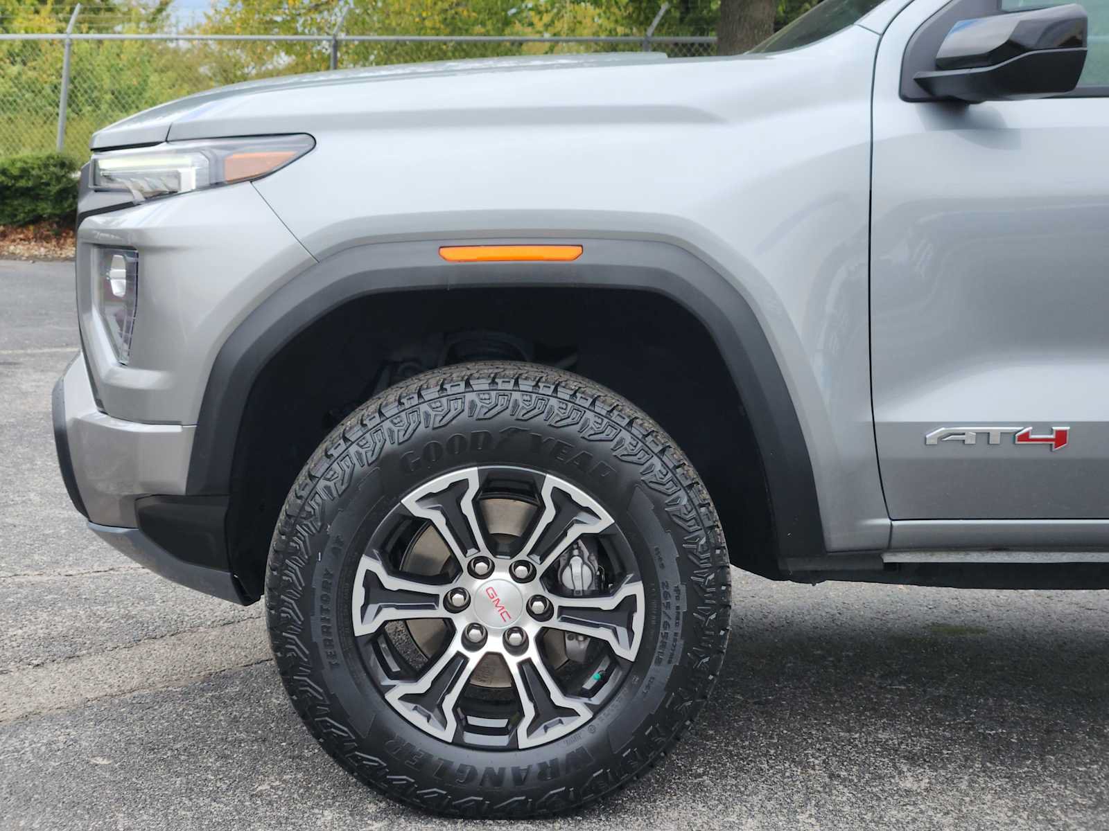 Certified 2023 GMC Canyon AT4 w/ AT4 Premium Package AWD/4WD image 8