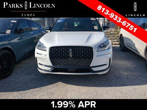 Certified 2025 Lincoln Corsair Reserve w/ Jet Appearance Package FWD image 6