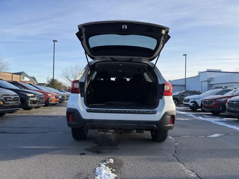 Used 2018 Subaru Outback 2.5i image 27