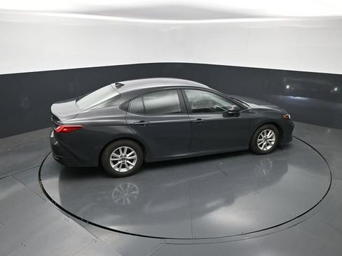 Used 2025 Toyota Camry Hybrid FWD image 21