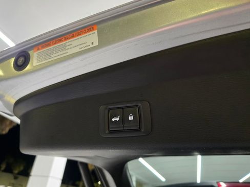 Used 2025 Mitsubishi Outlander SE FWD image 44