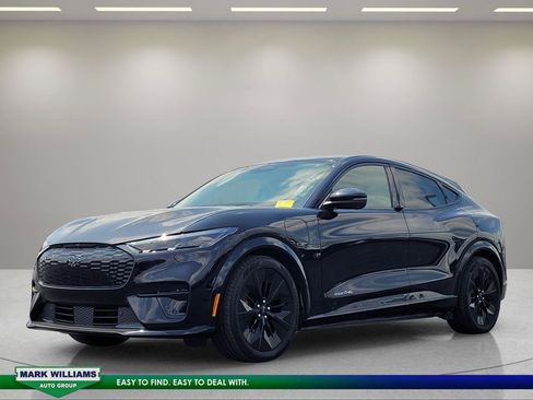Used 2025 Ford Mustang Mach-E GT AWD/4WD image 8