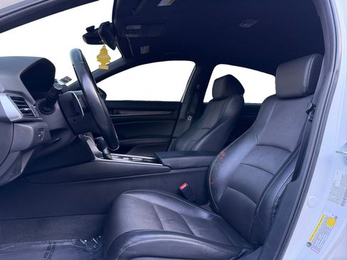 Used 2022 Honda Accord Sport image 9