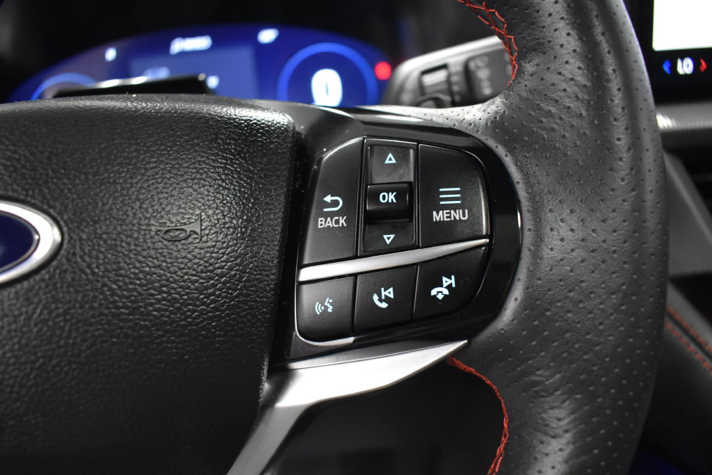 Used 2025 Ford Explorer ST AWD/4WD image 33