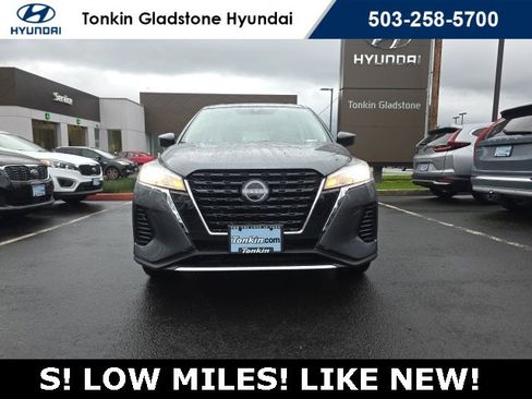 Used 2024 Nissan Kicks S image 4