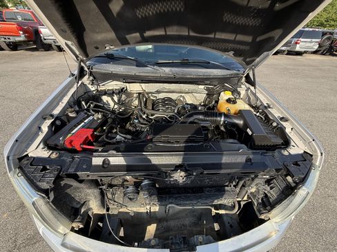 Used 2014 Ford F150 Lariat w/ Equipment Group 501A Mid AWD/4WD image 27