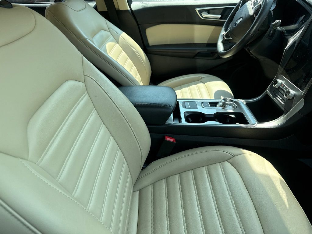 Used 2024 Ford Edge SEL AWD/4WD image 18