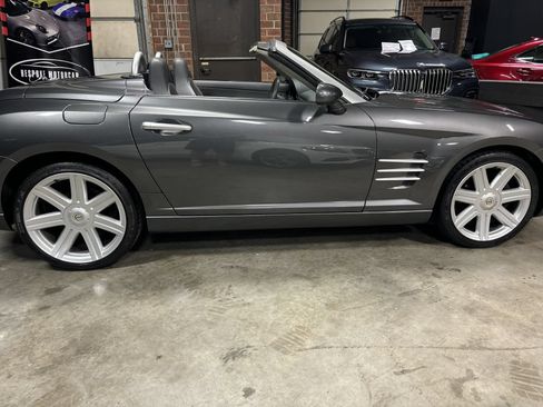 Used 2005 Chrysler Crossfire Limited RWD image 14
