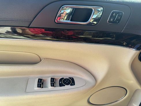 Used 2014 Lincoln MKT AWD w/ Equipment Group 201A image 25