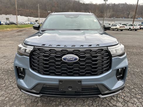 New 2026 Ford Explorer ST-Line w/ ST-Line Street Pack image 6