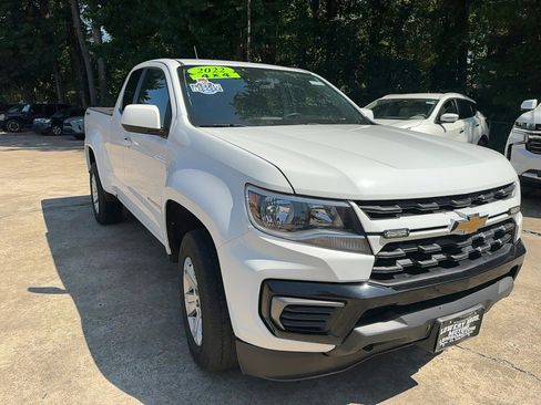 Used 2022 Chevrolet Colorado LT w/ Fleet Safety Package image 3