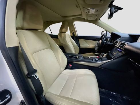 Used 2016 Lexus IS 200t RWD image 27