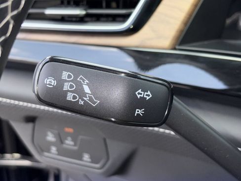 Certified 2026 Volkswagen Atlas SE w/ Panoramic Sunroof Package FWD image 11