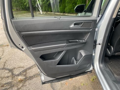 Used 2018 Volkswagen Atlas SE AWD/4WD image 22