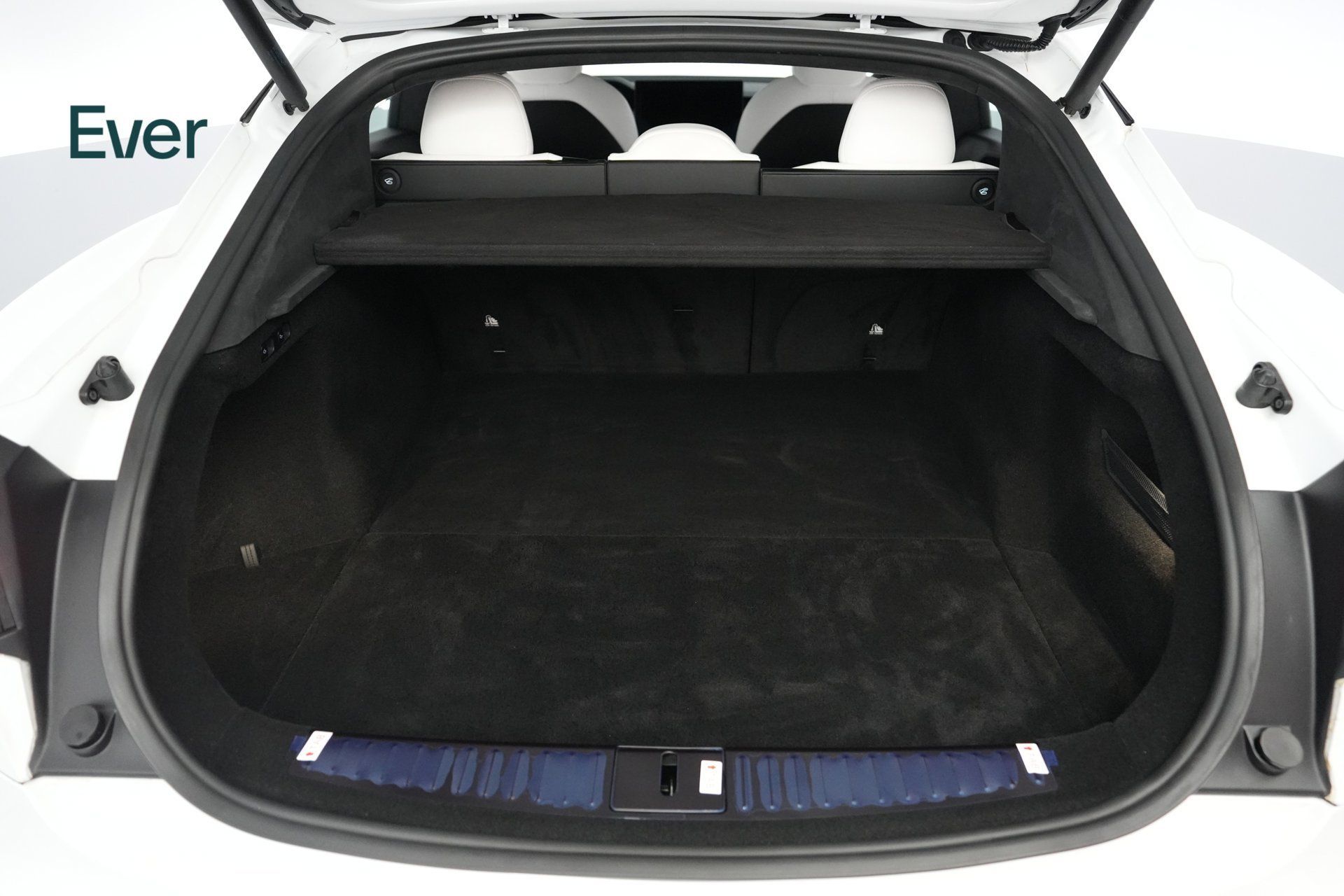 Used 2022 Tesla Model S AWD/4WD image 8