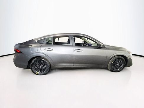 New 2026 Nissan Sentra SV FWD image 4