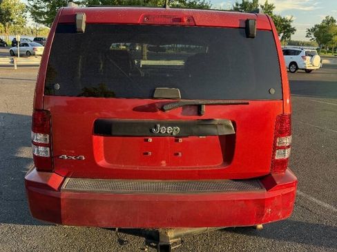 Used 2010 Jeep Liberty Sport w/ Popular Equipment Group AWD/4WD image 6