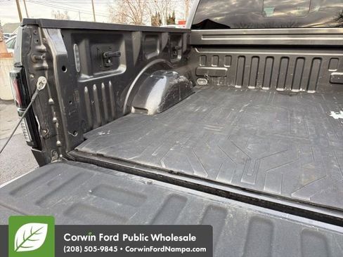 Used 2015 Ford F150 Platinum w/ Equipment Group 701A Luxury image 31