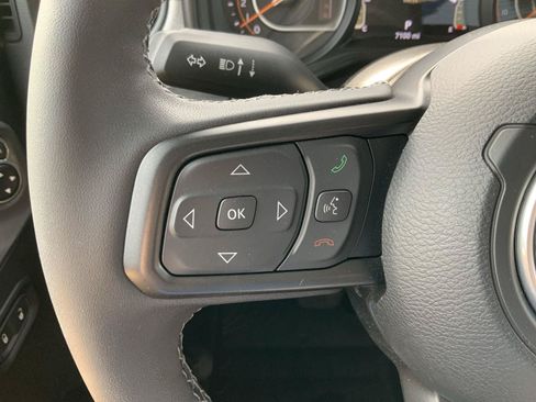 Used 2025 Jeep Wrangler Unlimited Sport AWD/4WD image 27