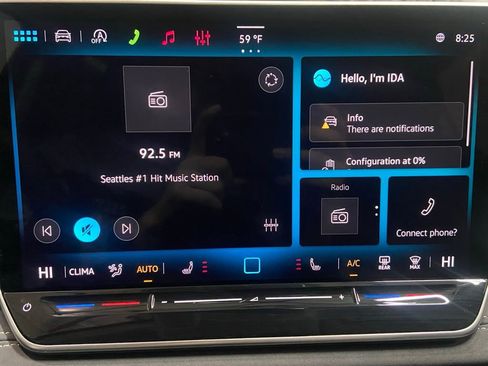 New 2026 Volkswagen Tiguan SE image 12