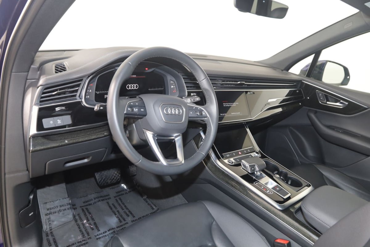 Used 2023 Audi Q7 2.0T Premium w/ Convenience Package AWD/4WD image 24